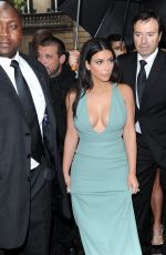 KIM KARDASHIAN at Valentino Fashion Show in Paris