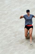 MARIA SHARAPOVA Working Out in California