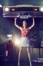 NICOLA PELTZ in Harper