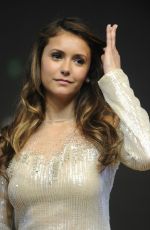NINA DOBREV Promes Lux Shampoo in Beijing