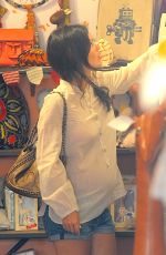 RACHEL BILSON Shopping at Eggy Children