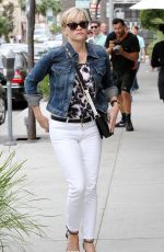 REESE WITHERSPOON Out and About in Los Angeles 1907