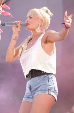 SARAH CONNOR Performs at a Concert in Berlin