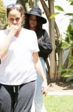 SELENA GOMEZ Leaves Friend
