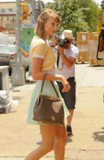 TAYLOR SWIFT in Short Skirt Out in New York 0107