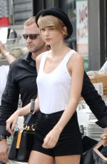 TAYLOR SWIFT Out in New York 2107