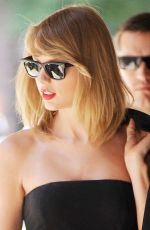 TAYLOR SWIFT Out in New York