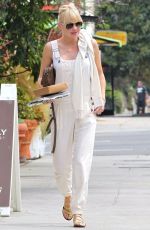 ANNA FARIS at Cheebo in Hollywood