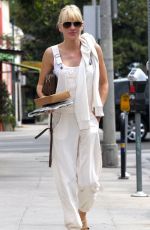 ANNA FARIS at Cheebo in Hollywood