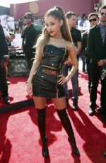 ARIANA GRANDE at 2014 MTV Video Music Awards