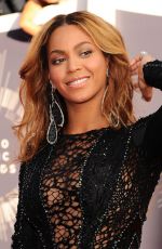 BEYONCE at 2014 MTV Video Music Awards