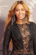 BEYONCE at 2014 MTV Video Music Awards