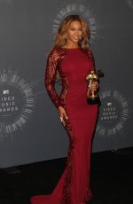 BEYONCE at 2014 MTV Video Music Awards