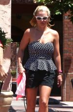 BRITNEY SPEARS Out for Lunch in Sherman Oaks