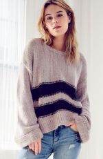 CAMILLE ROWE - Victoria