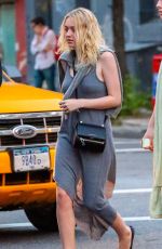 DAKOTA FANNING Out and About in New York 1808