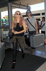 DEBBY RYAN at Los Angeles International Airport