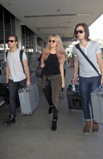 DEBBY RYAN at Los Angeles International Airport