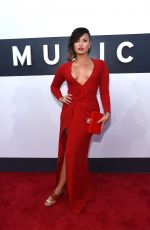 DEMI LOVATO at 2014 MTV Video Music Awards