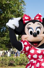 JAMIE LYNN SPEARS at Walt Disney World in Lake Buena Vista