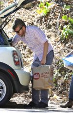 JENNETTE MCCURDY Out and About in Studio City