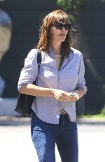 JENNIFER GARNER Out and About in Brentwood 2908