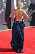 JULIANNE HOUGH at 2014 MTV Video Music Awards