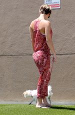 KALEY CUOCO Leaves a Vet in Los Angeles
