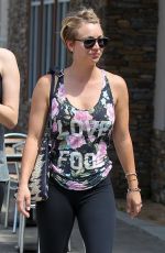 kaley cuoco - leaving yoga class in sherman oaks 8/11/14 mq