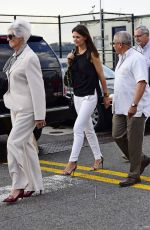 KATIE HOLMES Getting on a Helicopter Going to the Hamptons