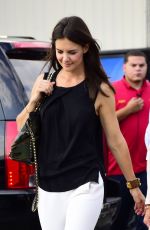 KATIE HOLMES Getting on a Helicopter Going to the Hamptons