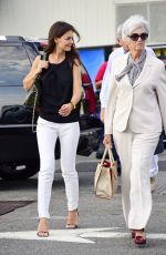 KATIE HOLMES Getting on a Helicopter Going to the Hamptons