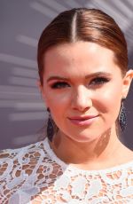 KATIE STEVENS at 2014 MTV Video Music Awards
