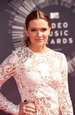 KATIE STEVENS at 2014 MTV Video Music Awards