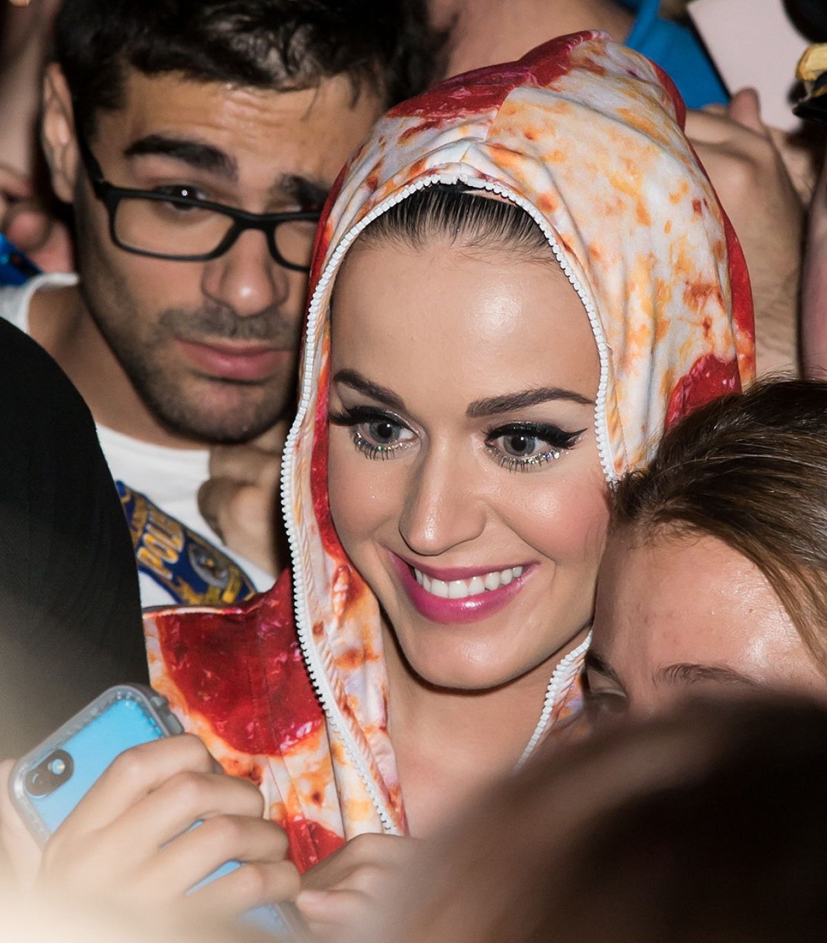 KATY PERRY in Pepperoni Pizza Outfit at Philidelphia Museum of Art –  HawtCelebs