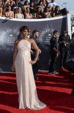 KELLY ROWLAND at 2014 MTV Video Music Awards