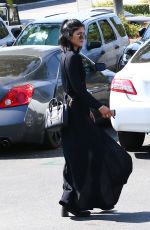 KENDALL and KYLIE JENNER Arrives at Sugarfish Sushi in Calabasas