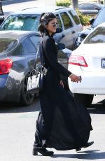 KENDALL and KYLIE JENNER Arrives at Sugarfish Sushi in Calabasas