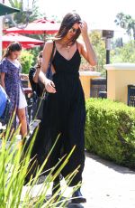 KENDALL and KYLIE JENNER Arrives at Sugarfish Sushi in Calabasas