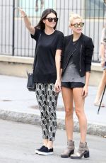 KENDALL JENNER and HAILEY BALDWIN Hailing a Cab in New York