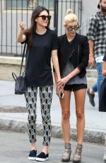 KENDALL JENNER and HAILEY BALDWIN Hailing a Cab in New York
