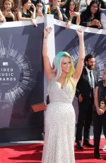 KESHA at 2014 MTV Video Music Awards