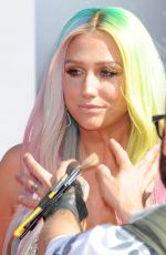 KESHA at 2014 MTV Video Music Awards