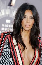 KIM KARDASHIAN at 2014 MTV Video Music Awards