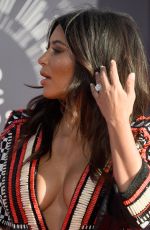 KIM KARDASHIAN at 2014 MTV Video Music Awards