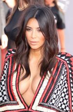 KIM KARDASHIAN at 2014 MTV Video Music Awards