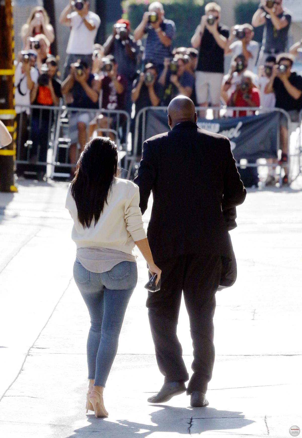Kim Kardashian In Tight Jeans Hawtcelebs