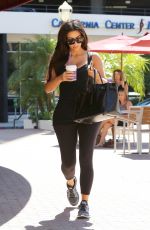 KIM KARDASHIAN in Tights Heading to a Gym in Calabasas