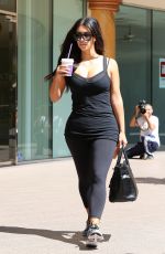 KIM KARDASHIAN in Tights Heading to a Gym in Calabasas