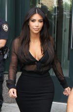 KIM KARDASHIAN Out and About in New York